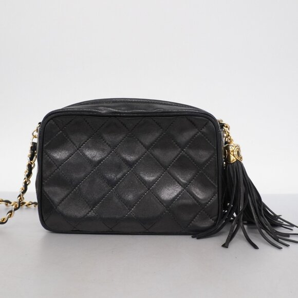 CHANEL Black Lambskin Leather Shoulder Bag - Picture 15 of 16